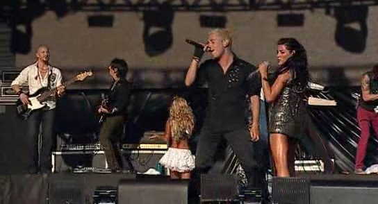 RBD_[Live_In_Brasilia]_2009_DVDRip_Xvid_Audio_Mp3_By_aLLaN-271 - RBD in Brasilia