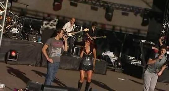 RBD_[Live_In_Brasilia]_2009_DVDRip_Xvid_Audio_Mp3_By_aLLaN-275 - RBD in Brasilia