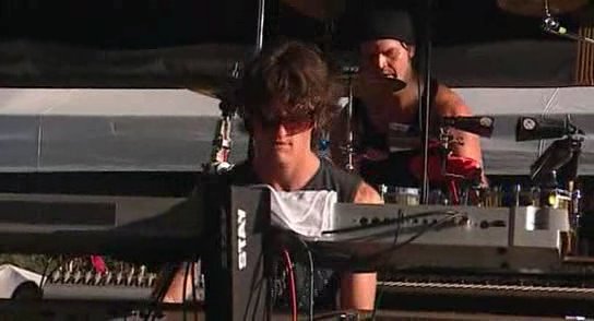RBD_[Live_In_Brasilia]_2009_DVDRip_Xvid_Audio_Mp3_By_aLLaN-297 - RBD in Brasilia