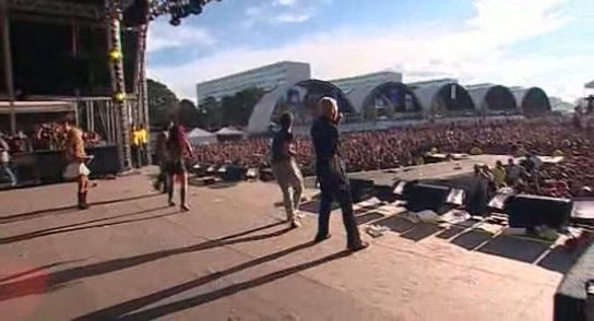 RBD_[Live_In_Brasilia]_2009_DVDRip_Xvid_Audio_Mp3_By_aLLaN-330