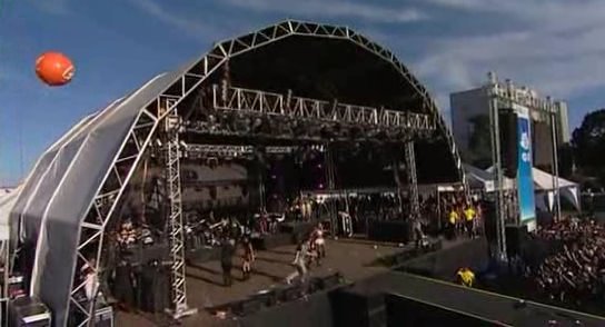 RBD_[Live_In_Brasilia]_2009_DVDRip_Xvid_Audio_Mp3_By_aLLaN-334 - RBD in Brasilia
