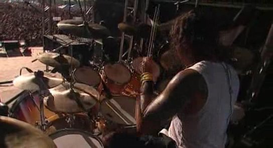 RBD_[Live_In_Brasilia]_2009_DVDRip_Xvid_Audio_Mp3_By_aLLaN-386