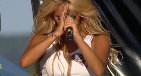 RBD_[Live_In_Brasilia]_2009_DVDRip_Xvid_Audio_Mp3_By_aLLaN-392
