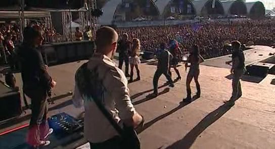 RBD_[Live_In_Brasilia]_2009_DVDRip_Xvid_Audio_Mp3_By_aLLaN-407