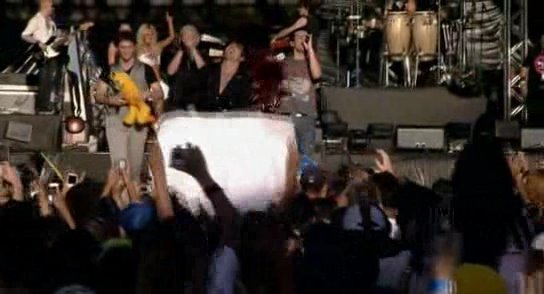 RBD_[Live_In_Brasilia]_2009_DVDRip_Xvid_Audio_Mp3_By_aLLaN-445 - RBD in Brasilia