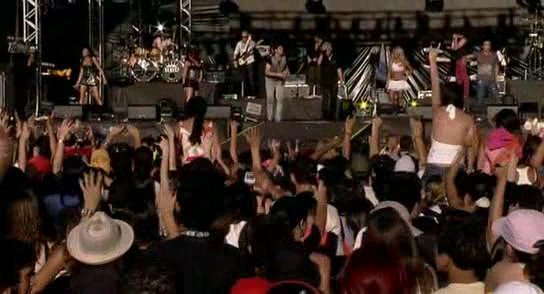 RBD_[Live_In_Brasilia]_2009_DVDRip_Xvid_Audio_Mp3_By_aLLaN-465