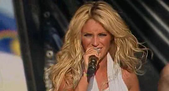 RBD_[Live_In_Brasilia]_2009_DVDRip_Xvid_Audio_Mp3_By_aLLaN-470 - RBD in Brasilia