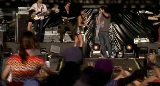 RBD_[Live_In_Brasilia]_2009_DVDRip_Xvid_Audio_Mp3_By_aLLaN-476 - RBD in Brasilia