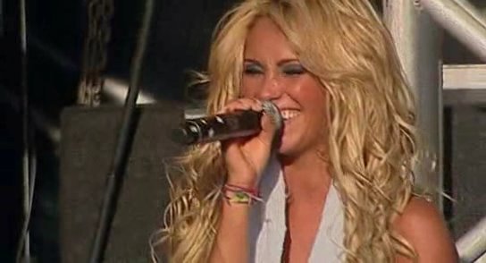 RBD_[Live_In_Brasilia]_2009_DVDRip_Xvid_Audio_Mp3_By_aLLaN-486