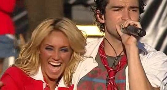 RBD_[Live_In_Brasilia]_2009_DVDRip_Xvid_Audio_Mp3_By_aLLaN-558 - RBD in Brasilia