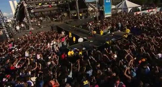 RBD_[Live_In_Brasilia]_2009_DVDRip_Xvid_Audio_Mp3_By_aLLaN-495