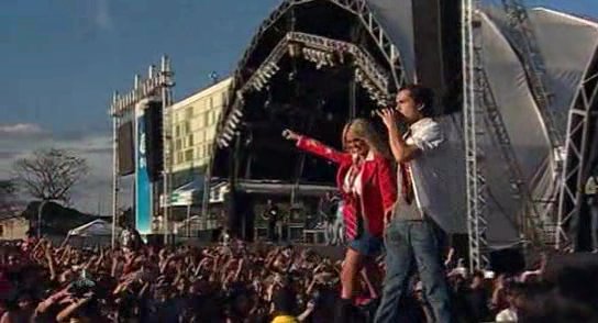 RBD_[Live_In_Brasilia]_2009_DVDRip_Xvid_Audio_Mp3_By_aLLaN-552