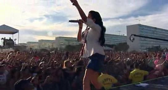 RBD_[Live_In_Brasilia]_2009_DVDRip_Xvid_Audio_Mp3_By_aLLaN-608