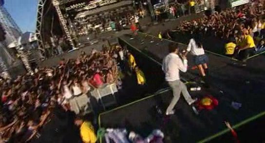 RBD_[Live_In_Brasilia]_2009_DVDRip_Xvid_Audio_Mp3_By_aLLaN-611
