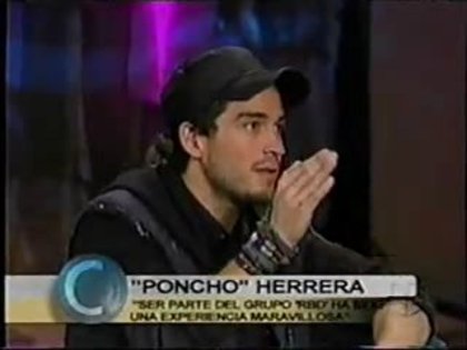 RBD_ Tv 2007 - ShowDeCristina_ Entrevista [Parte 2_7]-18 - RBD en Cristina Show 2007