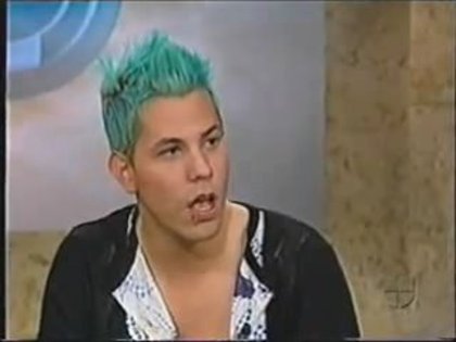 RBD_ Tv 2007 - ShowDeCristina_ Entrevista [Parte 4_7]-19
