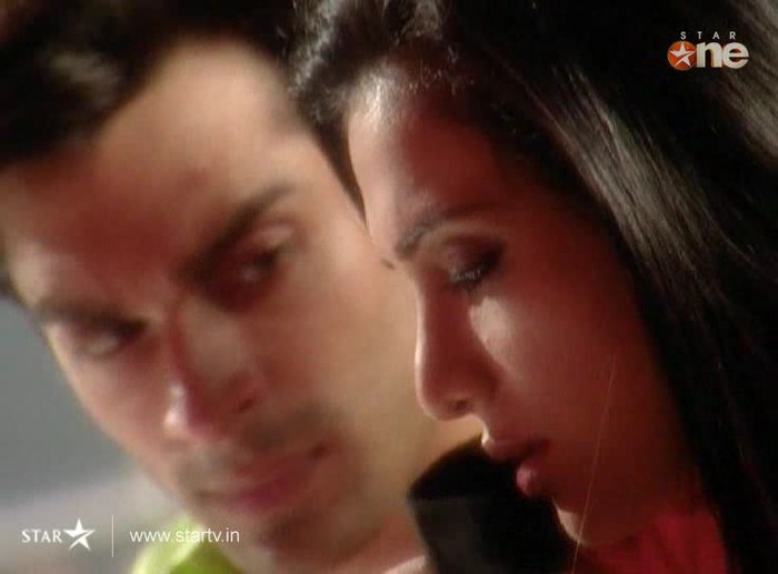 479 - DILL MILL GAYYE KASH ROOM BOXING SCENE KAPZ