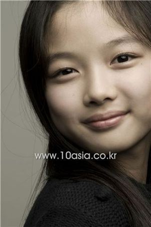 40721408_CGWWYFGYJ - a---kim yoo jung---a