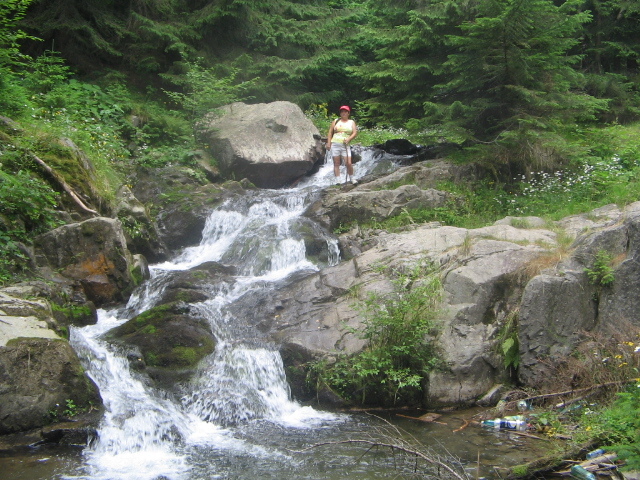 IMG_4640; Spre cascada Vârciorog
