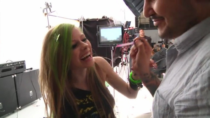 bscap0026 - Avril Lavigne - Smile - Behind The Scene - Part 1