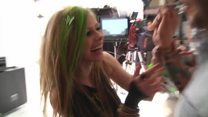 bscap0029 - Avril Lavigne - Smile - Behind The Scene - Part 1