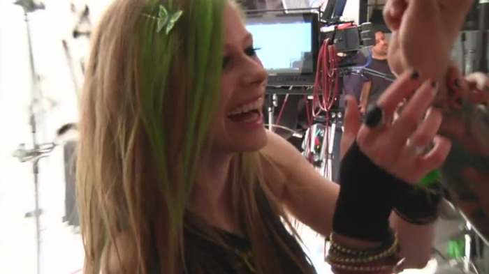 bscap0031 - Avril Lavigne - Smile - Behind The Scene - Part 1