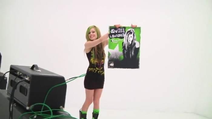 bscap0085 - Avril Lavigne - Smile - Behind The Scene - Part 1
