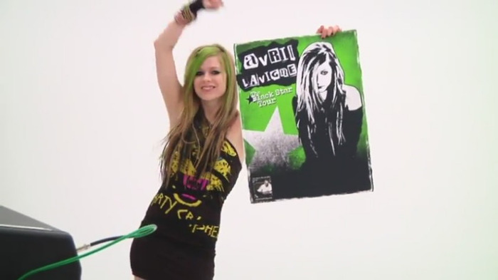 bscap0107 - Avril Lavigne - Smile - Behind The Scene - Part 1