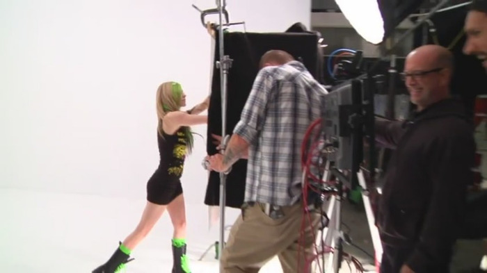 bscap0203 - Avril Lavigne - Smile - Behind The Scene - Part 1