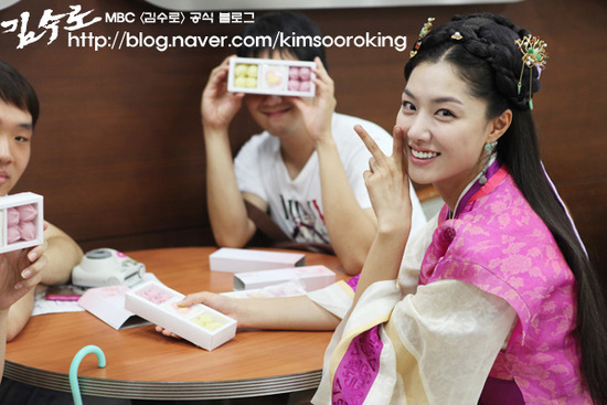 img_8705_kimsooroking[1] - Kim Suro-Regele de Fier
