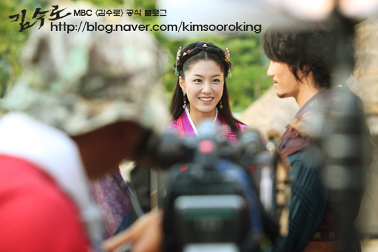img_7969_kimsooroking[1] - Kim Suro-Regele de Fier