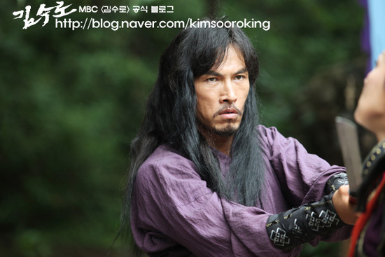 img_8614_kimsooroking[1] - Kim Suro-Regele de Fier