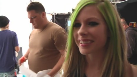 bscap0444 - Avril Lavigne - Smile - Behind the scene - Part 2