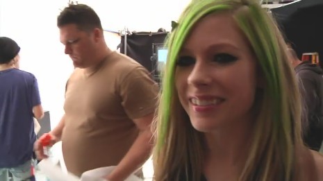 bscap0445 - Avril Lavigne - Smile - Behind the scene - Part 2