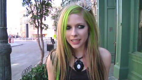 bscap0723 - Avril Lavigne - Smile - Behind the scene - Part 2