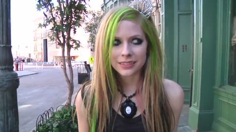 bscap0725 - Avril Lavigne - Smile - Behind the scene - Part 2
