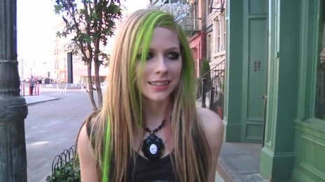 bscap0750 - Avril Lavigne - Smile - Behind the scene - Part 2