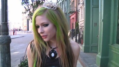 bscap0770 - Avril Lavigne - Smile - Behind the scene - Part 2