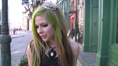 bscap0772 - Avril Lavigne - Smile - Behind the scene - Part 2