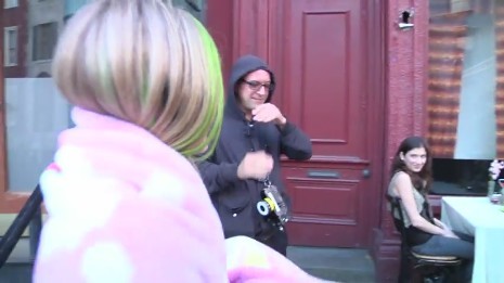 bscap0818 - Avril Lavigne - Smile - Behind the scene - Part 2