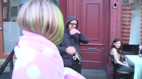 bscap0828 - Avril Lavigne - Smile - Behind the scene - Part 2