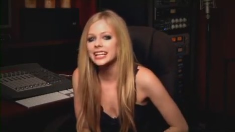 bscap0060 - Special Message from Avril - South America Black Star Tour 01