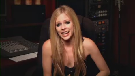 bscap0075 - Special Message from Avril - South America Black Star Tour 01