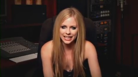bscap0160 - Special Message from Avril - South America Black Star Tour 01