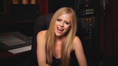 bscap0250 - Special Message from Avril - South America Black Star Tour 01