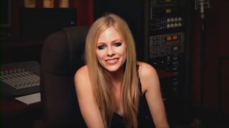 bscap0324 - Special Message from Avril - South America Black Star Tour 02