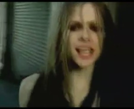 bscap0090 - Avril Lavigne - Under My Skin Album Commercial