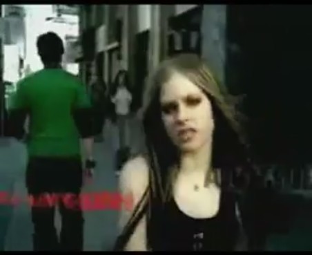 bscap0157 - Avril Lavigne - Under My Skin Album Commercial