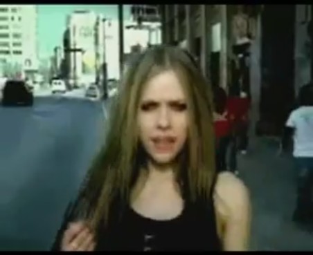 bscap0179 - Avril Lavigne - Under My Skin Album Commercial
