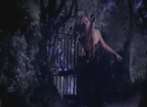 bscap0827 - Forbidden Rose - Avril Lavigne fragrance - COMMERCIAL